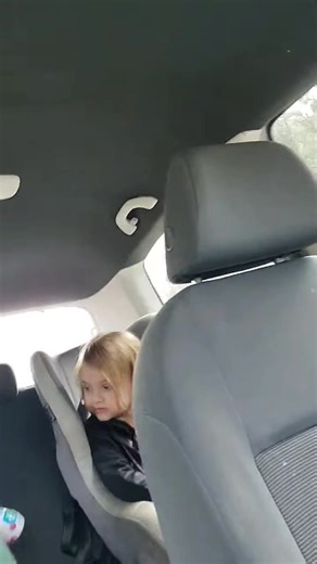 They are getting into character with the song.🤣 | Agatha Agatha