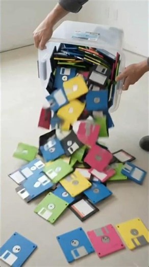 DIY Retro 3.5-Inch Floppy Disk Epoxy Resin Floor | Tech Bedroom Makeover #youtubeshorts #epoxyfloor