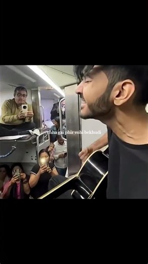 inteha Ho gayi intezaar ki 🧿💫 | Original Voice | #shots #singingcover #trainsinging #explore #vibe