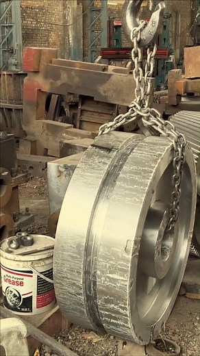 We made a 3 Ton double helical gear for steel mill #machining #howitsmade #reuse #machinery | Heavy Hand
