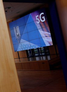 Germany begins auction of 5G network