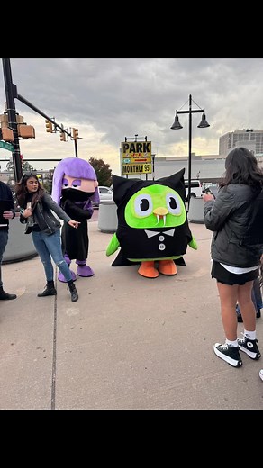 BESTIES EATING THE GURLS UPPP #duolingo ##enhypen #fypシ #engene #foryourpage #kpopfyp #viral #jungwon #heeseung #jayenhypen #jakeenhypen #sunghoon #sunoo #ni_ki #enhypennewwark