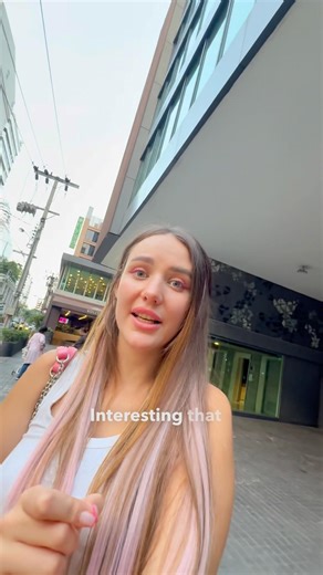 Sacred Moments: Thai Prayer Traditions #ThaiTemples #TemplesOfThailand #SacredThailand #TempleLife