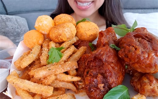 【剪吞咽】Twilight 香辣脆皮鸡腿 薯条 超拉丝芝士球