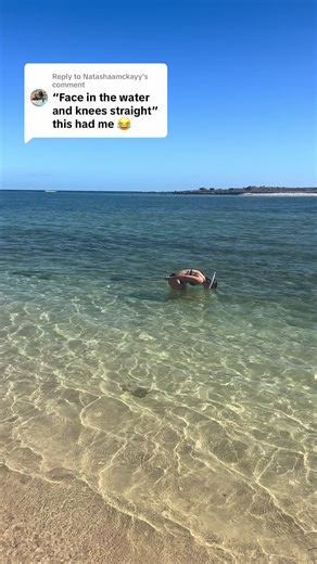 Replying to @Natashaamckayy for those that have sent DMs, this is the position Claire takes to snorkel when she’s scared of the “creatures” l
