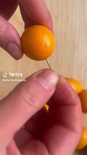 Easy Homemade Candied Kumquats Recipe for Vegan Christmas Gifts