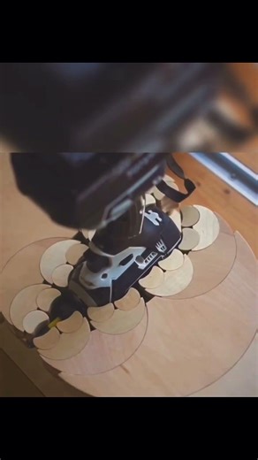 The "smart" tool that adapts to ANY shape! 😳🛠️
