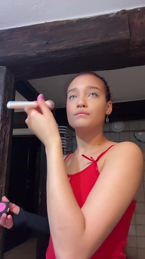 Makeup Tutorial z Sara James: Wyczekiwany Poradnik Makijażu