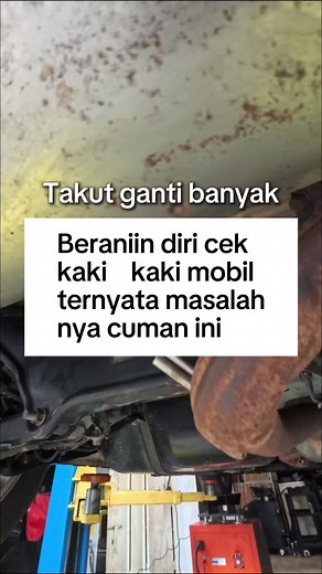 Keluhan Bunyi di Kaki-kaki mobil, Eh Ternyata Cuma Ini! Outlander ini datang ke bengkel dengan keluhan bunyi-bunyi saat lewat jalan rusak. Kita cek pakai Kyoto Shaking Machine buat pastiin sumber masalahnya… Eh ternyata penyebabnya bukan kaki-kaki rusak, tapi cuma karet knalpot yang bunyi pas jalanan jelek 😅 Makanya penting banget cek pakai alat yang akurat! Biar nggak salah diagnosa dan nggak takut kena tipu! 📌 Cek dan service kaki-kaki mobil kamu di Rotary Auto #bengkelmobil #bengkelkakikaki