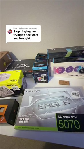 White PC Build and Gaming Setup — Do I Know Ball?