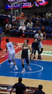 Poy Erram takes Brandon Bates 1-on-1. LIVE 👇🏽 🏀 RPTV ch 9 and 10 (free tv) 🏀 PBA Rush on Cignal ch 90 & 260 🏀 Pilipinas Live App (download for free livestream) 🏀 OneSports YouTube (free live stream) #PBA50 #PBA50LID #PBA50PhilCupSG5MERvsTNT | PBA