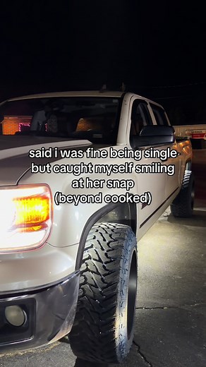 Milo (@dat_white_5.3)’s videos with som original - taylorlegendado