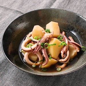 イカとほくほく新じゃがの煮物 作り方・レシピ | クラシル