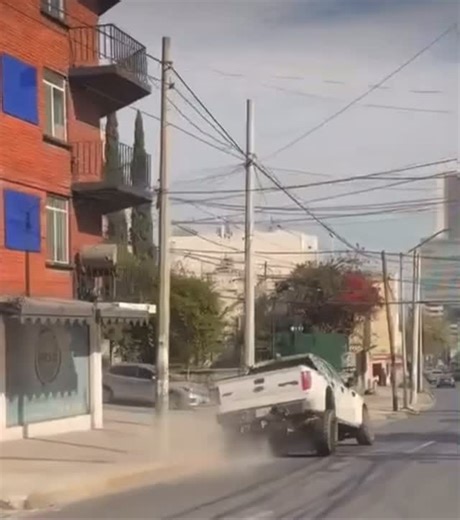 Baja prerunners | 🤔😬 | Instagram