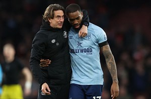 Frank jubler: Vigtigt at holde liv i ubesejret stime