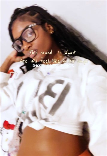 Spring is coming🐞🌱 #thesunwillshineagain #spring