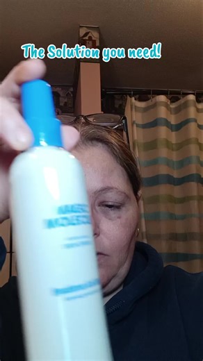 This spray calms skin instantly acne, redness, irritation. Clean, gentle, and works everywhere. Magic Molecule is a non-negotiable. @Magic Molecule #tiktokshop #fypage #magicmolecule #hypochlorousacidspray