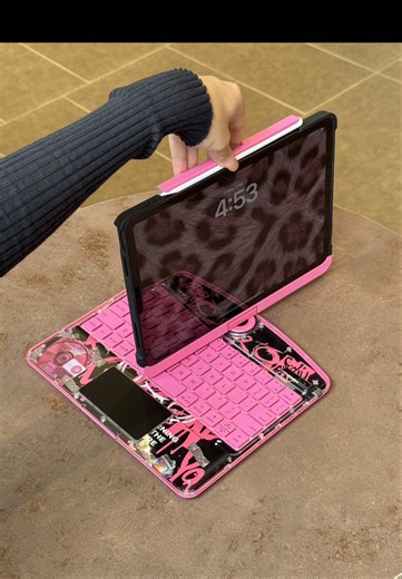 iPad Becomes a Laptop: Best iPad Keyboard Case Tips