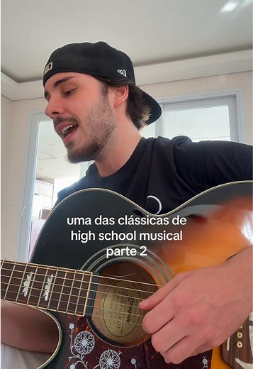 Mais uma música nostálgica de High School Musical, “Breaking Free” #foryou #tiktok #cover #singing #highschoolmusical