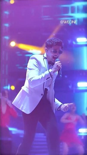‪@DarshanRavalDZ‬ performed live and turned the night into symphony of pure love🤍