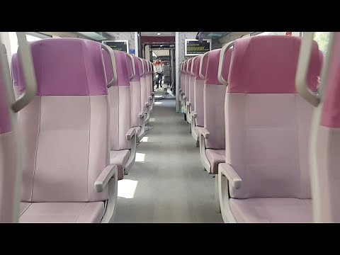 Exploring the Comfort and Style of AC Chair Car on New Delhi-Varanasi Vande Bharat Express
