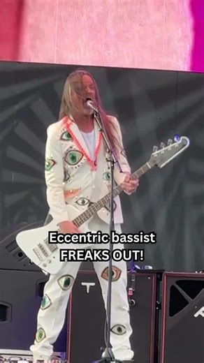 Melvins Bassist FREAKS OUT! Sick New World 2026