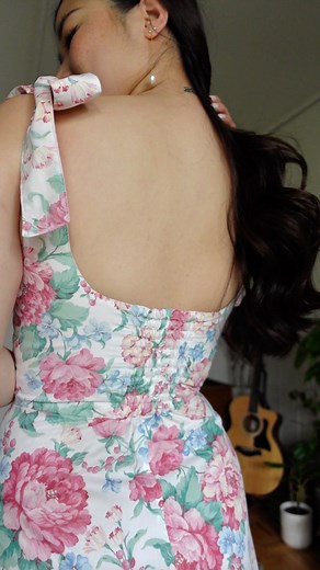 Tiffany Toh on Instagram: "Faux Shirring Tutorial 💗 I got a bunch of questions from my last video asking me about faux shirring so this is the method I use. Traditional shirring uses elastic thread but I prefer this because the finish is so clean and I think it’s also a little bit more durable. Which method do you prefer?"