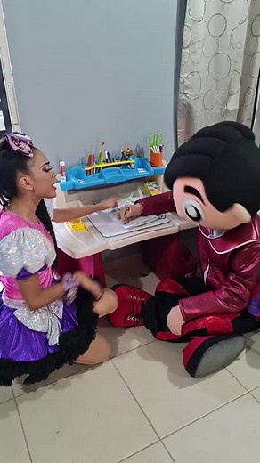 Diversión en casa con Karim Juega y sus pasteles