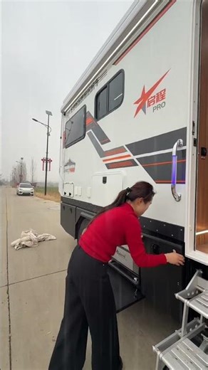 RV spring outing and outdoor camping🏕️, suddenly caught in a thunderstorm⛈️, is it