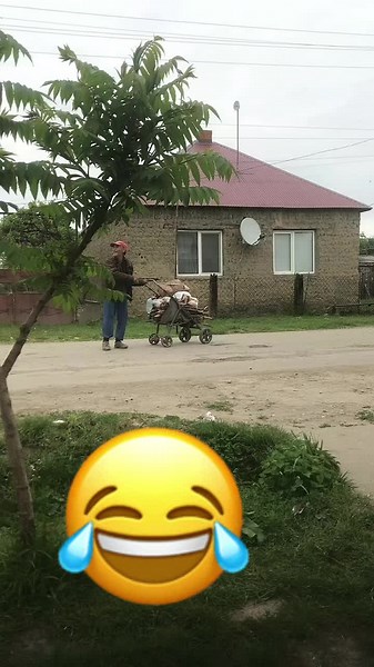 Відео користувача Bandika Boss (@bandika.boss8) з композицією «eredeti hang - Sanyi Sanyi»