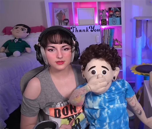 and it goes like this…💃🏻🕺🏻catch Gosh LIVE on my improv ventriloquism streams🎤😁🫶