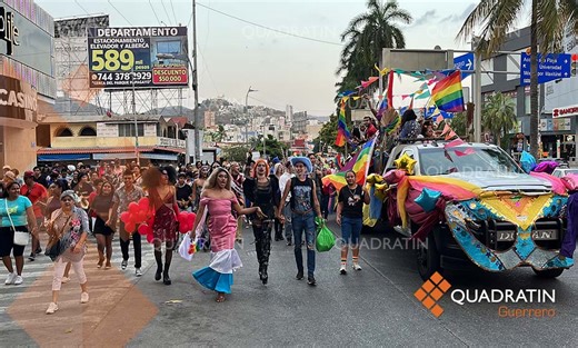 Marcha LGBTQI con orgullo en Acapulco