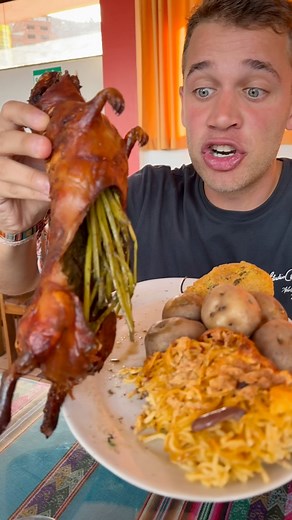 PROBAMOS CUY EN CUSCO 🇵🇪 #food #Cusco #peru | Mario Colomina