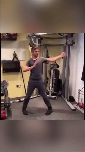 Wing Chun: Master the Chain Punch & Side Punch for Self-Defense"