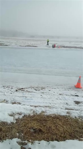 Sleds Racing on Reels