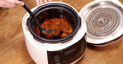 電気圧力鍋は1度使うと手放せない！ 濃厚な無水カレーも時短で完成【動画】 - 価格.comマガジン