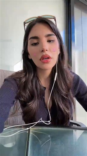 Kenia Os habría puesto parte del dinero para cubrir la cuenta hospitalaria de la mamá de Kimberly Loaiza pese a su distanciamiento.