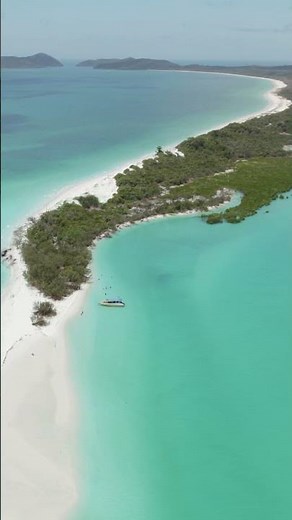 Australia's Most Perfect Beach in 60 Seconds #whitehavenbeach #australia