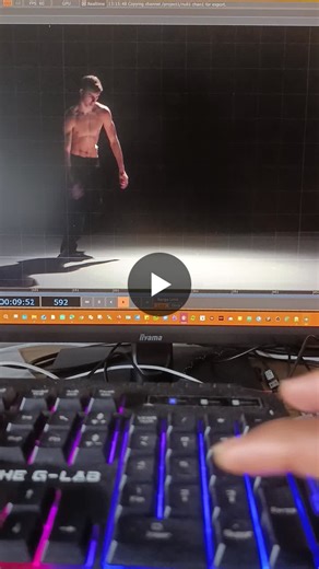 #designinteractif #creativecoding #touchdesigner #innovationdigitale #narrationinteractive #newmediaart #experienceimmersive #borisfeune | Boris FEUNE FOUDIE SIMO