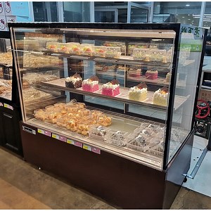 [Hot Item] Commercial Cake Display Showcase Chest Showcase with Glass Sliding Doors