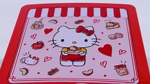 Uncanny Brands Hello Kitty Deluxe Waffler