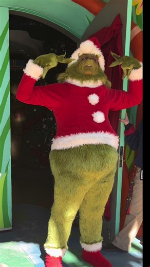 Explore Grinchmas at Universal Studios Orlando