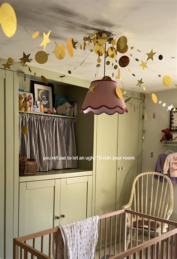 Cheap TV makeover under £5 in under 30 seconds