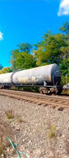 9/18/25 CSX M 436 , Framingham flyer living up to its name ! 😎🇺🇲