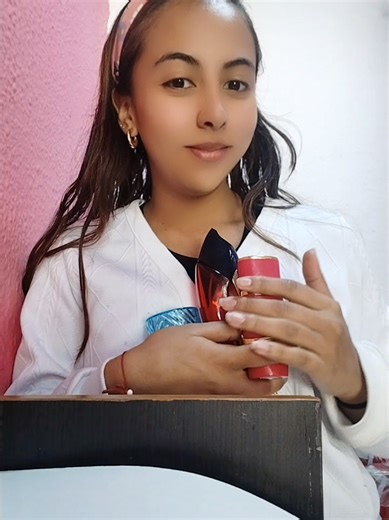 Este año atrévete a probar nuevos perfumes 🫢 #videoviral #perfume #perfumefemenino #perfumesoriginales #aromadeangeles