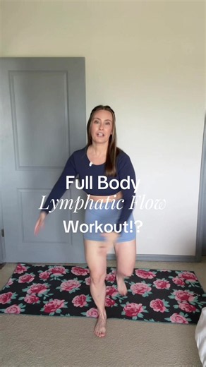 Full flow down here ⬇️ My body use to still feel stiff, puffy, and my skin just didn’t look as smooth as I wanted and I work out, lift weights, and do all the things... So, I started working with my body instead of simply pushing it harder. Cue full-body flow movements, like we practice inside @somasyncofficial, to open up areas that are commonly missed. How I do this: 1️⃣ Plant my left foot and keep it grounded. 2️⃣ Step my right foot forward, then back. 3️⃣ As my right foot steps back, rotate 