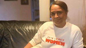 Authenticity… Honesty… Simplicity… That's what Boom Ambassador LaJuan Carter-Dent loves about BOOM! LaJuan is a professional singer-songwriter who has worked with Stevie Wonder and Celine Dion, among many others. In this video, LaJuan shares what being “pro-age” means to her. http://bit.ly/lajuansproagedefinition #proage #definition #brandambassador #authentic #simple | BOOM Beauty