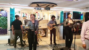 249K views · 7K reactions | Tremendo Baile que nos "hechamos" al sur de Quito 藍 | Yoder Chamba | Facebook