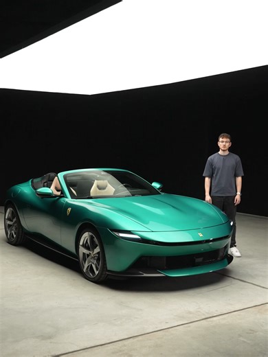 The 631bhp @ferrariAmalfi might have lost its roof with the new Spider variant, but it hasn't lost any of its performance on paper. @masnej has been to Italy for a first look. #Ferrari #Amalfi