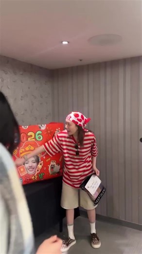 Unboxing Hadiah Lingorm: Sesi Langsung dan Update Terbaru